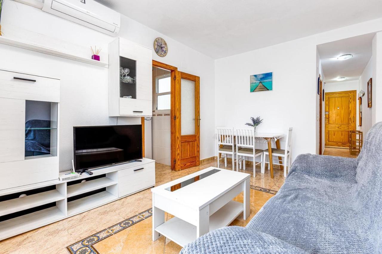 Сomfortable Apartament Caballero de Rodas Торрев'єха Екстер'єр фото