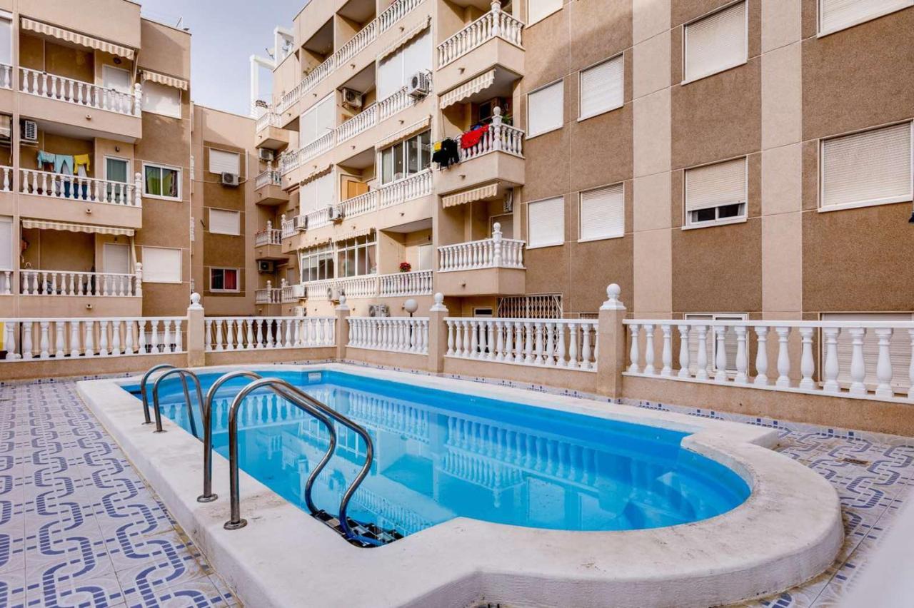 Сomfortable Apartament Caballero de Rodas Торрев'єха Екстер'єр фото