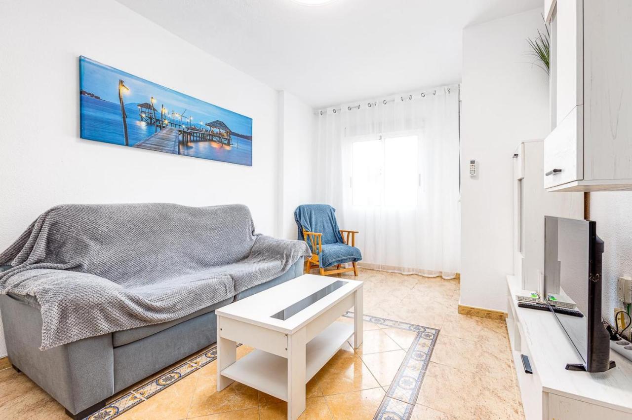 Сomfortable Apartament Caballero de Rodas Торрев'єха Екстер'єр фото