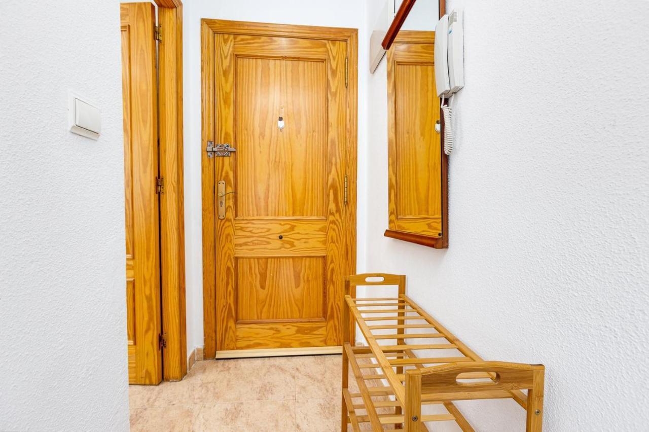 Сomfortable Apartament Caballero de Rodas Торрев'єха Екстер'єр фото